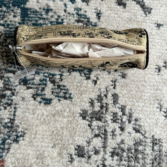 New Disney Store Mickey Mouse VTG Cartoon Comic Strip Zip Pencil/Makeup pouch - Picture 4 of 16